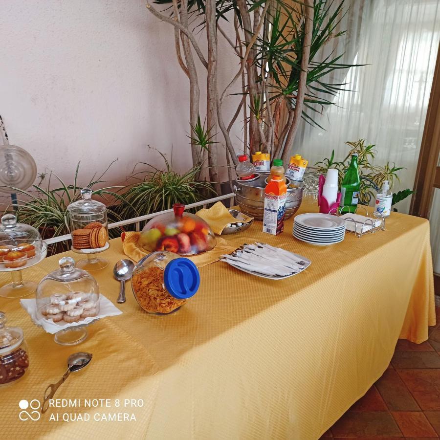 Paradiso Hotel Ristorante Riaci Capo Екстериор снимка