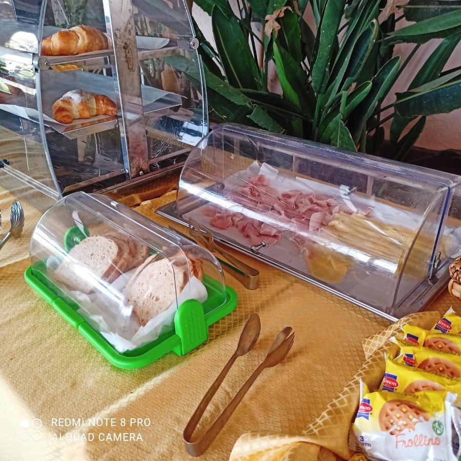 Paradiso Hotel Ristorante Riaci Capo Екстериор снимка