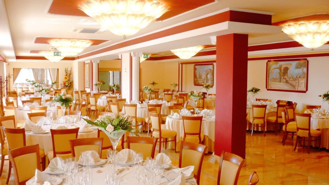 Paradiso Hotel Ristorante Riaci Capo Екстериор снимка