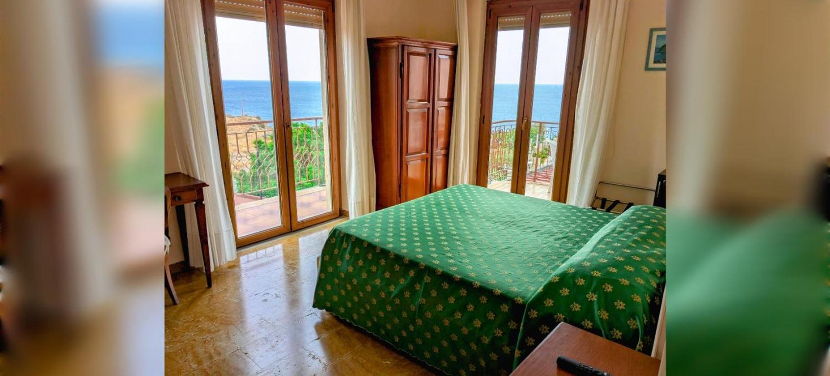 Paradiso Hotel Ristorante Riaci Capo Екстериор снимка