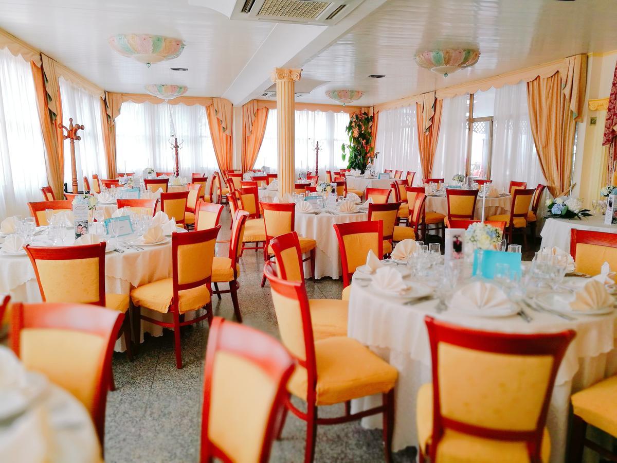 Paradiso Hotel Ristorante Riaci Capo Екстериор снимка