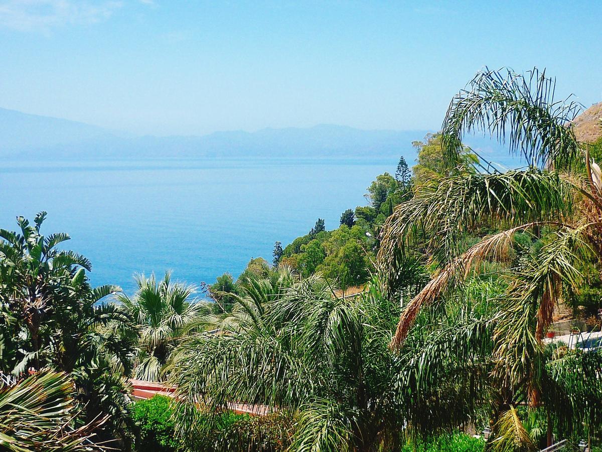 Paradiso Hotel Ristorante Riaci Capo Екстериор снимка